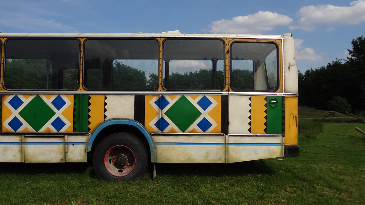 bus giraffenvlakte zooparc overloon