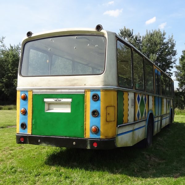 bus giraffenvlakte zooparc overloon